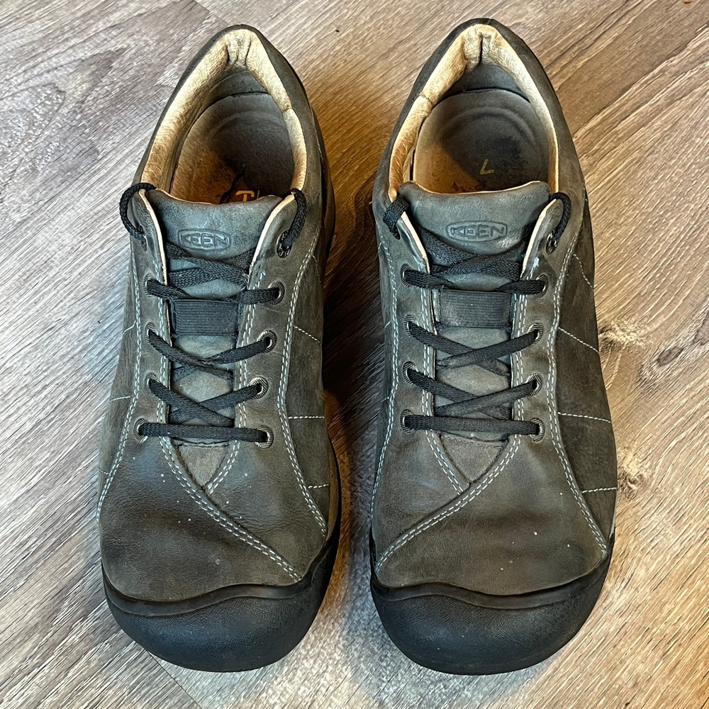 Keen Presidio Low Biking Shoes SPD 2‎ Bolt Gray Leather Womens 11 UK 8.5 EU 42
